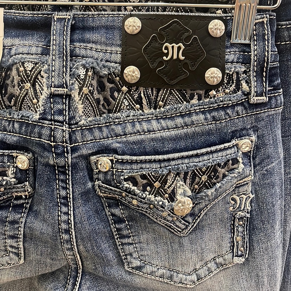MISS ME LOW RISE BOOTCUT JEANS